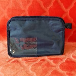 NWOT Pouch